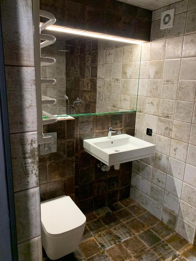 Уютная Квартира Возле Метро 23 Августа Lägenhet Charkiv Exteriör bild