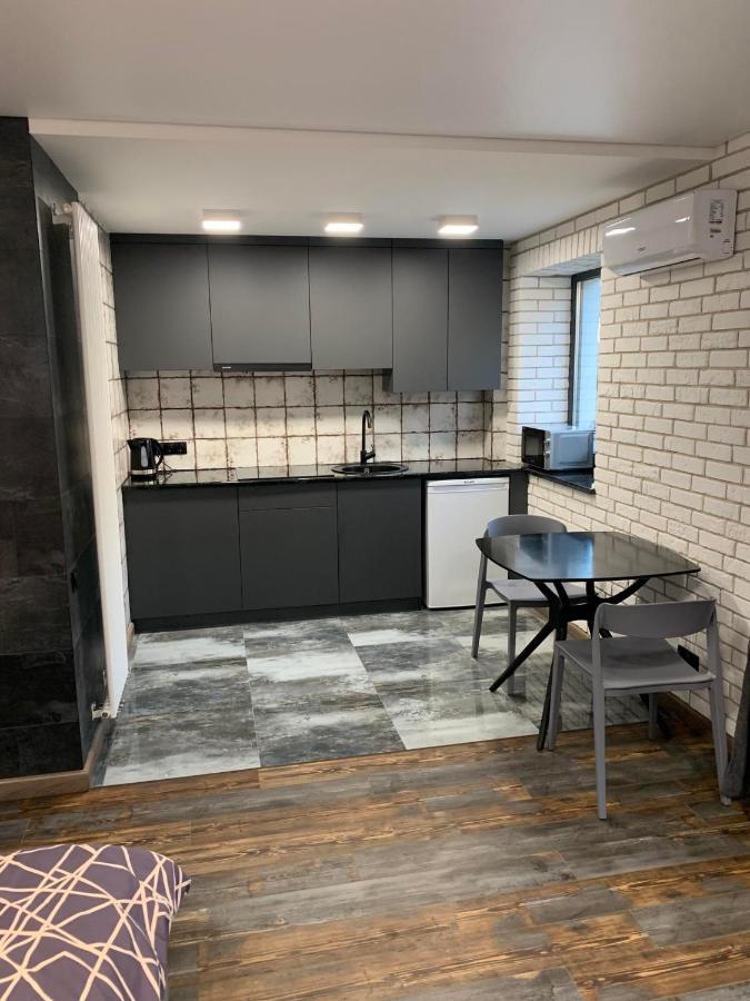 Уютная Квартира Возле Метро 23 Августа Lägenhet Charkiv Exteriör bild