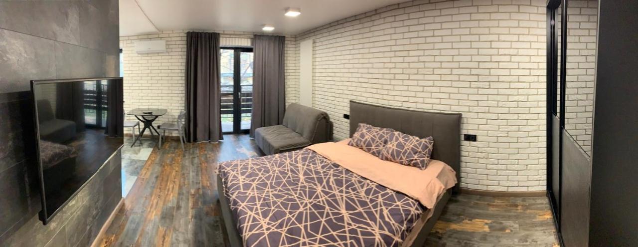 Уютная Квартира Возле Метро 23 Августа Lägenhet Charkiv Exteriör bild